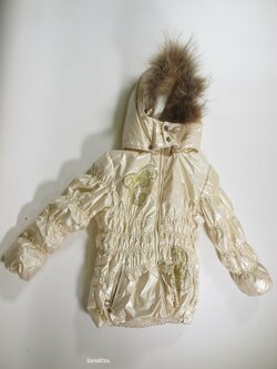 Zimní světlá bunda secondhand Zimní světlá bunda secondhand