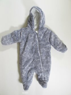 Přechodová zimní kombinéza pro kluky s hvězdičkami secondhand Přechodová zimní kombinéza pro kluky s hvězdičkami secondhand