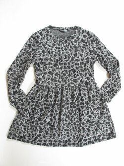 Svetýrkové šaty dl rukáv pro holky secondhand Svetýrkové šaty dl rukáv pro holky secondhand