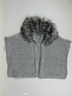 Šedá vesta pro holky secondhand Šedá vesta pro holky secondhand