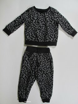 Tepláková souprava pro holkyse vzorem secondhand Tepláková souprava pro holkyse vzorem secondhand