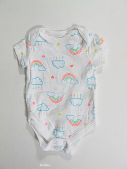 Body pro holky s duhou secondhand Body pro holky s duhou secondhand