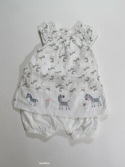 Letní overal se zebrami pro holky secondhand Letní overal se zebrami pro holky secondhand