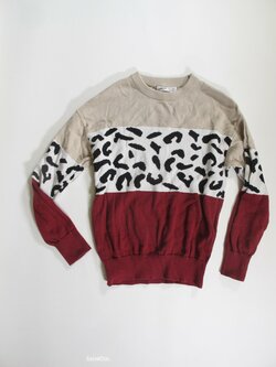 Svetr pro holky se vzorem secondhand Svetr pro holky se vzorem secondhand