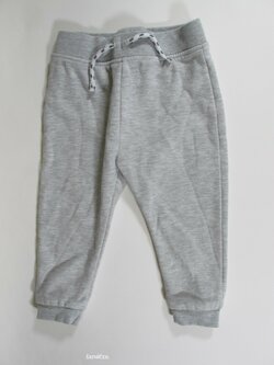 Šedé tepláky pro kluky secondhand Šedé tepláky pro kluky secondhand