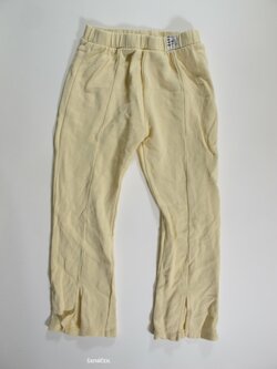 Tepláky sv žluté pro holky secondhand Tepláky sv žluté pro holky secondhand