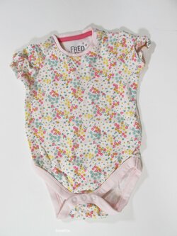 Body pro holky kytkované secondhand Body pro holky kytkované secondhand