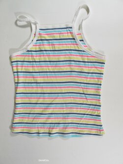 Triko pro holky s pruhy secondhand Triko pro holky s pruhy secondhand