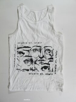 Triko pro holky bílé na ramínka secondhnd Triko pro holky bílé na ramínka secondhnd