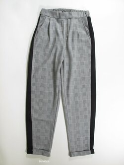 Kostkované kalhoty pro holky secondhand Kostkované kalhoty pro holky secondhand
