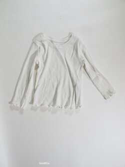 Triko dl.rukáv pro holky světlé secondhand Triko dl.rukáv pro holky světlé secondhand