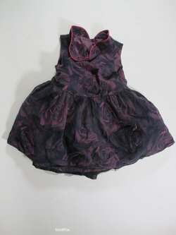 Kytkované šaty fialové s kytkami secondhand Kytkované šaty fialové s kytkami secondhand