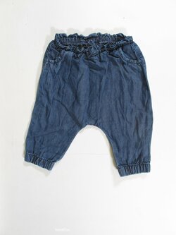 Slabší kalhoty pro holky secondhand Slabší kalhoty pro holky secondhand