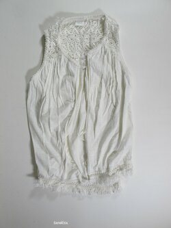 Vesta bílá pro holky secondhand Vesta bílá pro holky secondhand