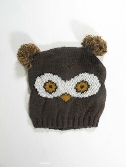 Zimní hnědá čepice pro holky secondhand Zimní hnědá čepice pro holky secondhand