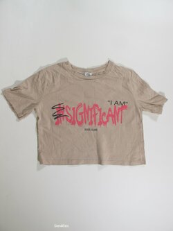 Triko pro holky světlé crop secondhand Triko pro holky světlé crop secondhand