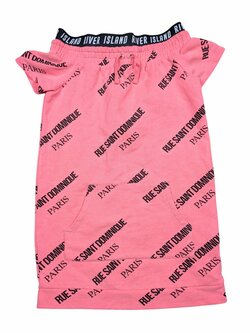 Růžové miknové šaty s krátkým rukávem a nápisy pro holky secondhand