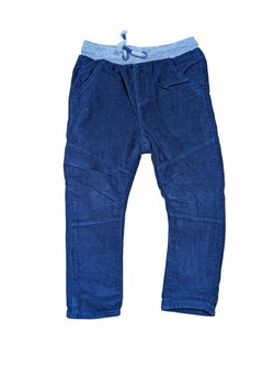 Tmavě modré kalhoty pro kluky secondhand Tmavě modré kalhoty pro kluky secondhand