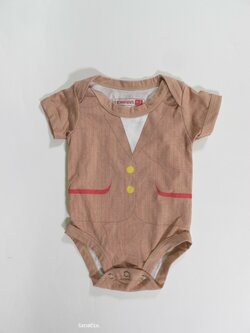 Body hnědé pro kluky secondhand Body hnědé pro kluky secondhand