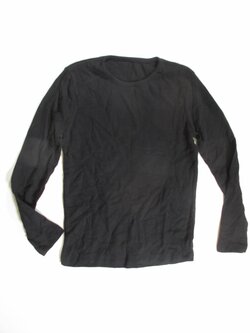 Triko dl.rkáv pro holky černé secondhand Triko dl.rkáv pro holky černé secondhand