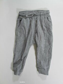 Šedé tepláky pro kluky secondhand Šedé tepláky pro kluky secondhand