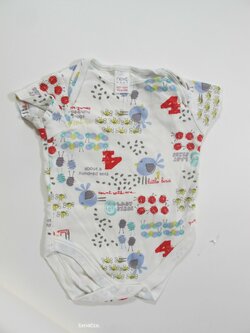 Body s obrázkem pro holky secondhand Body s obrázkem pro holky secondhand