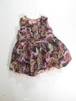 Šaty s kytkami pro holky secondhand Šaty s kytkami pro holky secondhand