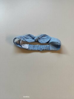 Pruhovaná čelenka pro holky secondhand Pruhovaná čelenka pro holky secondhand