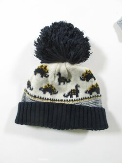 Čepice pro kluky s obrázky secondhand Čepice pro kluky s obrázky secondhand