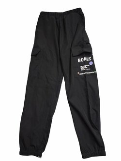 Jarní černé kalhoty pro holky secondhand Shein Jarní černé kalhoty pro holky secondhand Shein