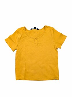 Tmavě žluté triko pro holky secondhand New Look Tmavě žluté triko pro holky secondhand New Look