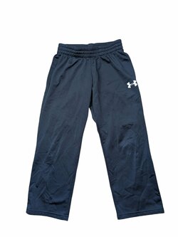 tmavě modré tepláky pro kluky secondhand UnderArmor tmavě modré tepláky pro kluky secondhand UnderArmor