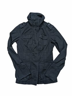 Černá bunda pro holky secondhand Clock House Černá bunda pro holky secondhand Clock House