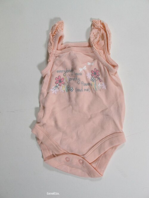 Body pro holky růžové secondhand