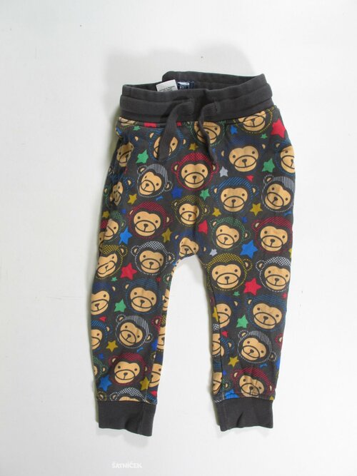 Tepláky s obrázky pro kluky secondhand