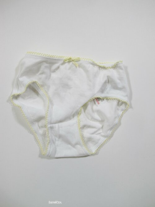 Bílé kalhotky pro holky secondhand