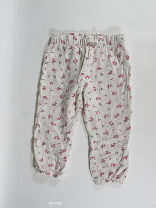 Kytkované tepláky pro holky secondhand