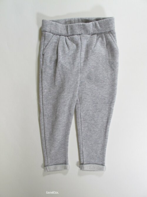 Šedé tepláky pro holky secondhand