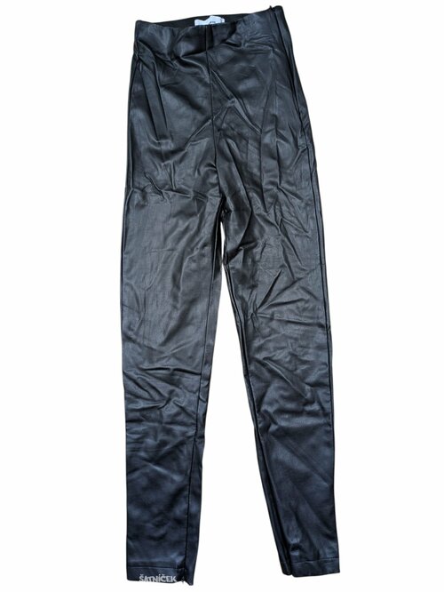 kožené legíny pro holky secoindhand Pull and Bear