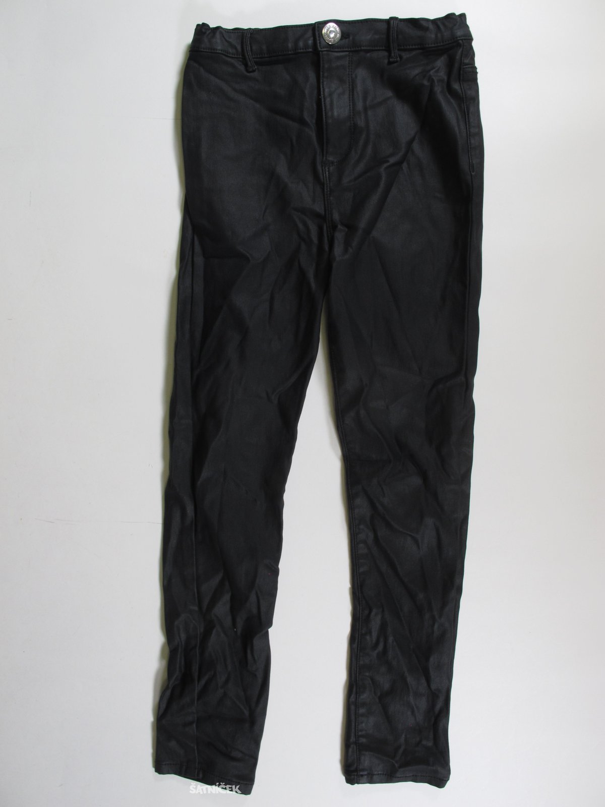 Černé kalhoty koženkové second hand 