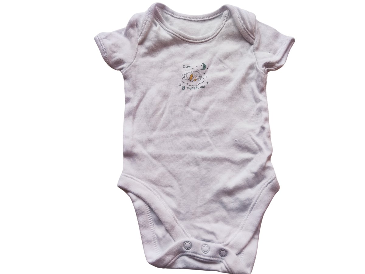 Body bílé krátké pro kluky s obrázkem secondhand