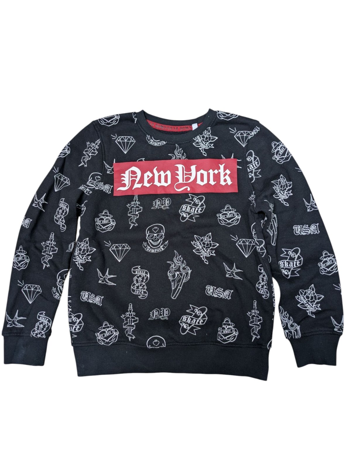 Černá mikina s obrázky pro kluky secondhand C&A