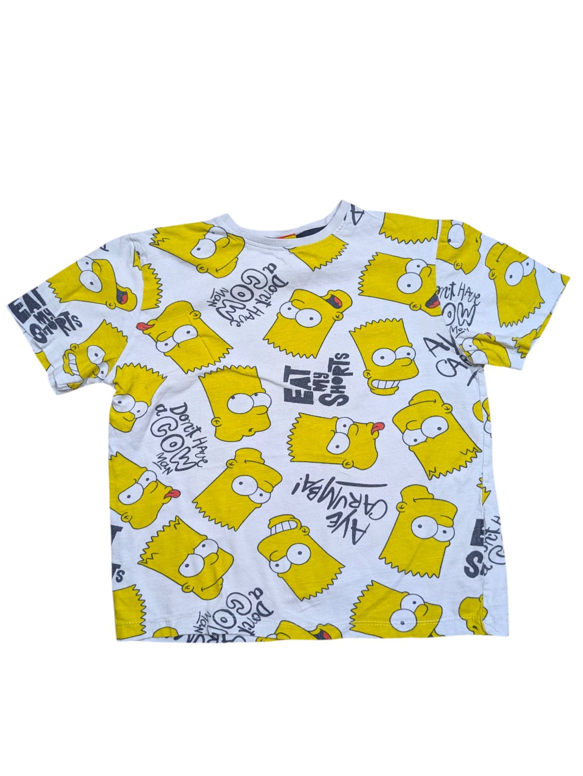 Bílé triko s obrázky Simpsonovi secondhand 