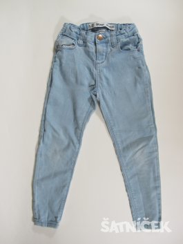 Modré džínové kalhoty pro holky 
