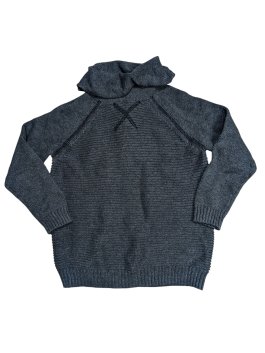 Šedý svetr s rolákem pro kluky secondhand TU